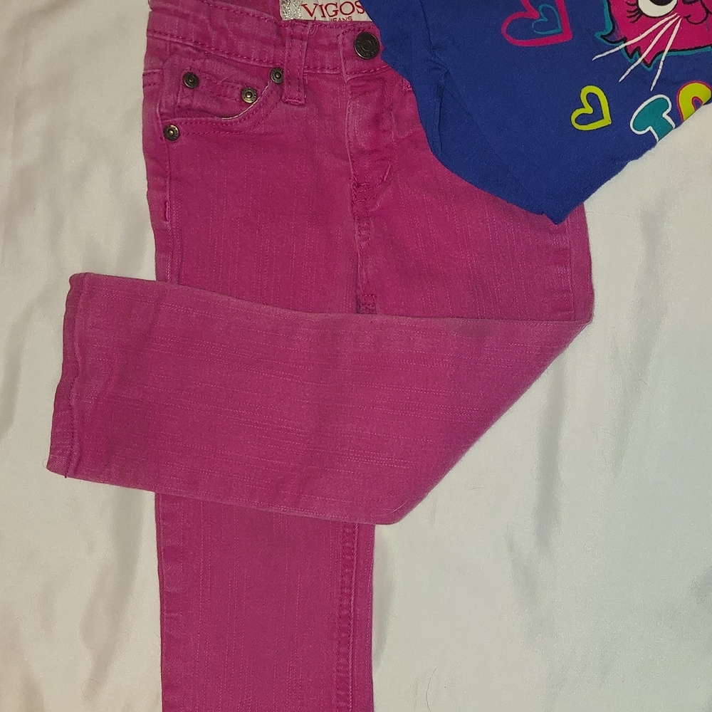 Multiple Outfits 2T - Picture 12 of 16